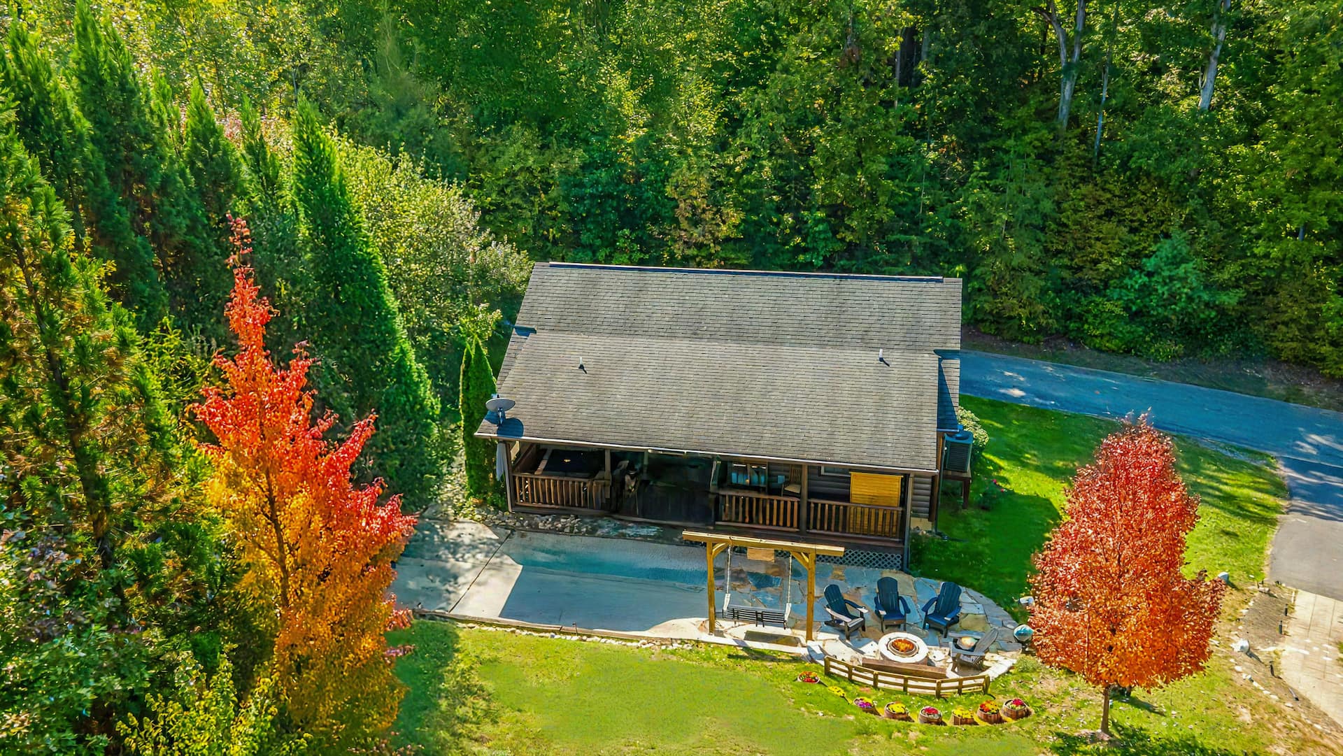 Pigeon Hills — Modern Mountain Retreat Near Dollywood