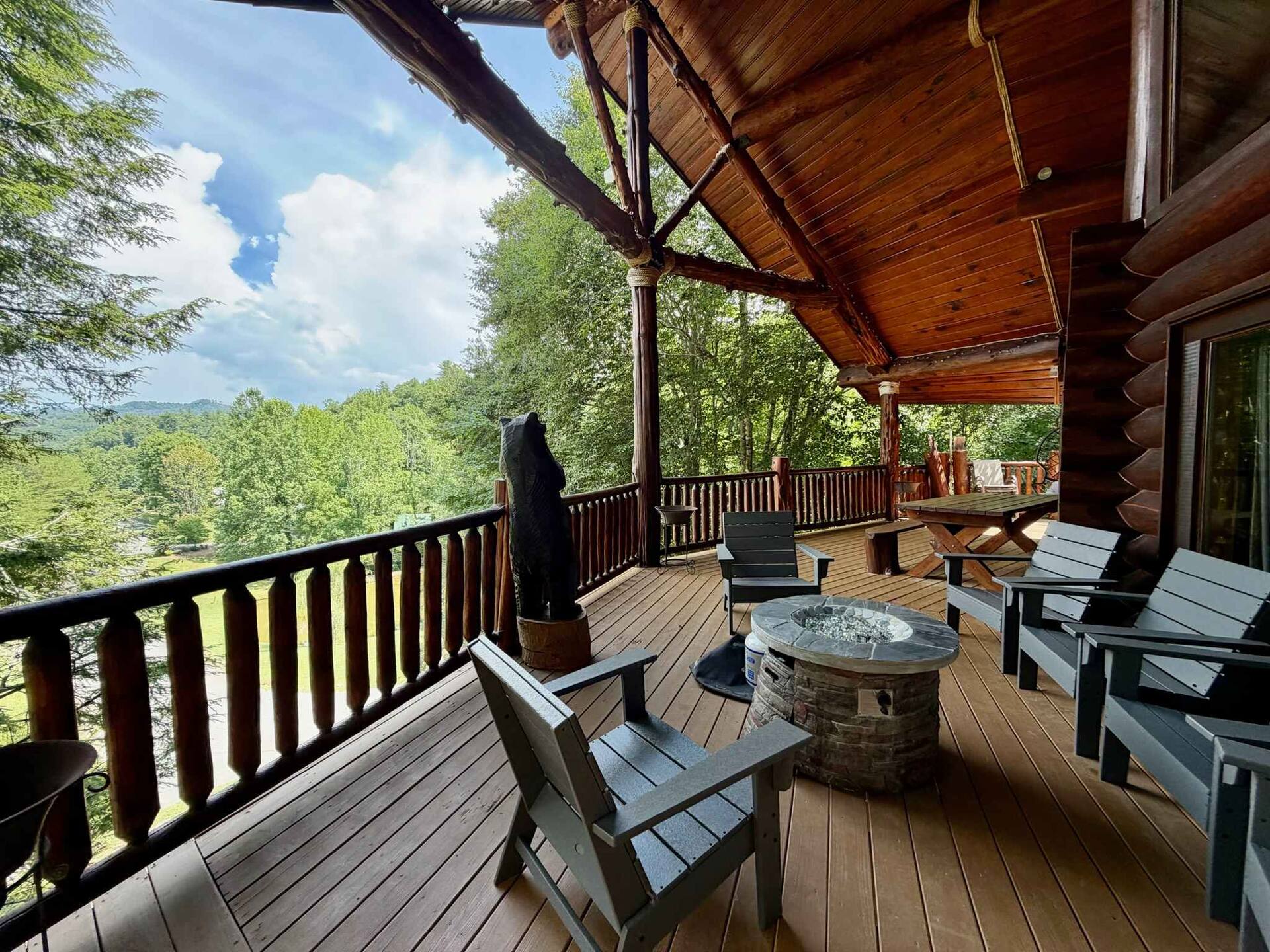 Waters Edge Lodge — Luxury Escape in the Smoky Mountains